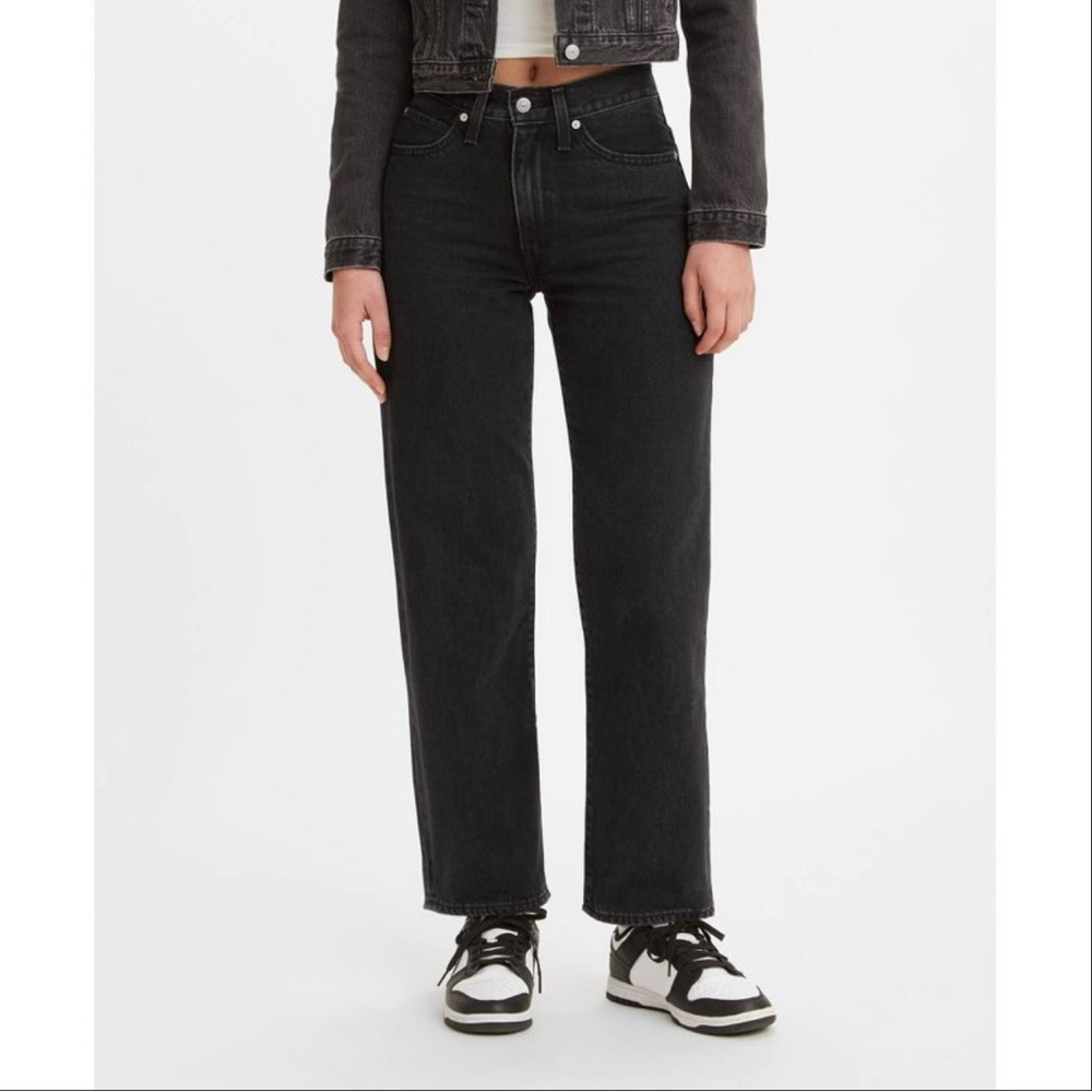 Levi's Black Straight Leg Women's Jeans